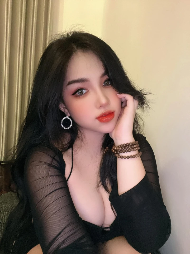 Cách chụp ảnh trước gương với ánh sáng đẹp giúp tăng chất lượng ảnh