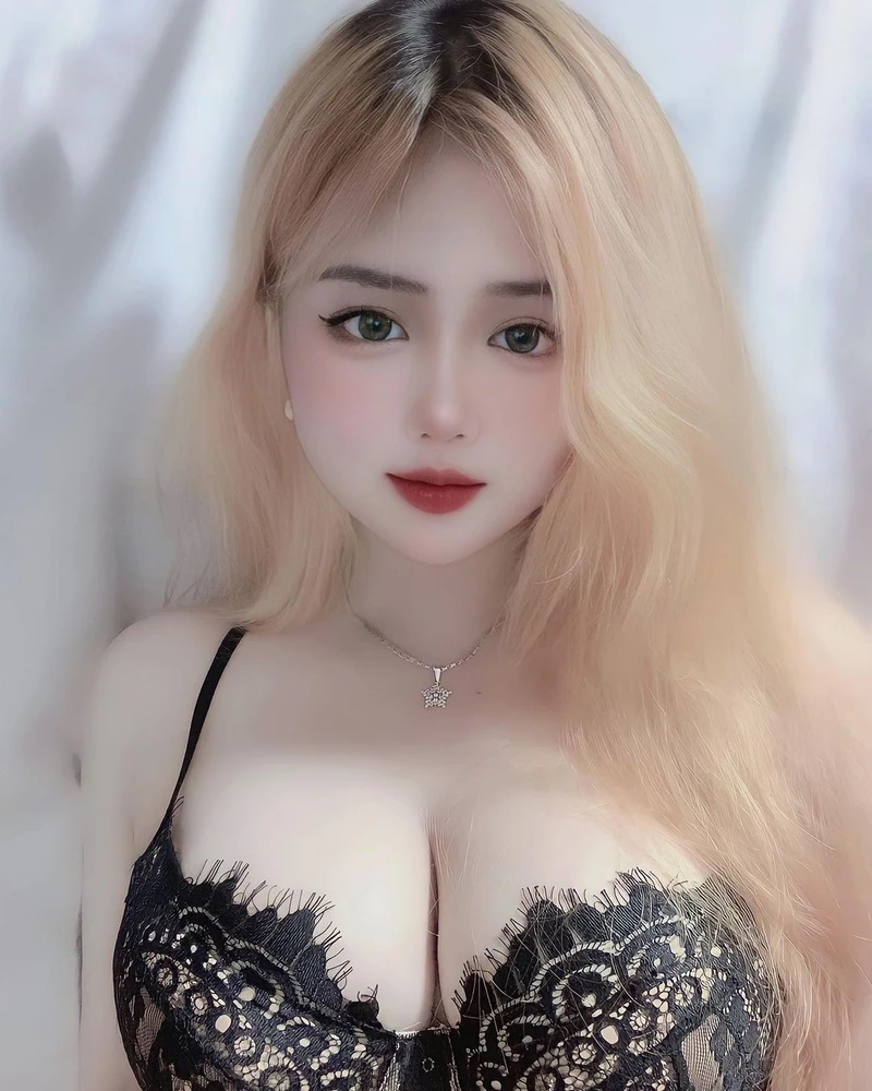 Gái Trung Quốc cosplay nhân vật game online, mang lại sự mới mẻ và sáng tạo