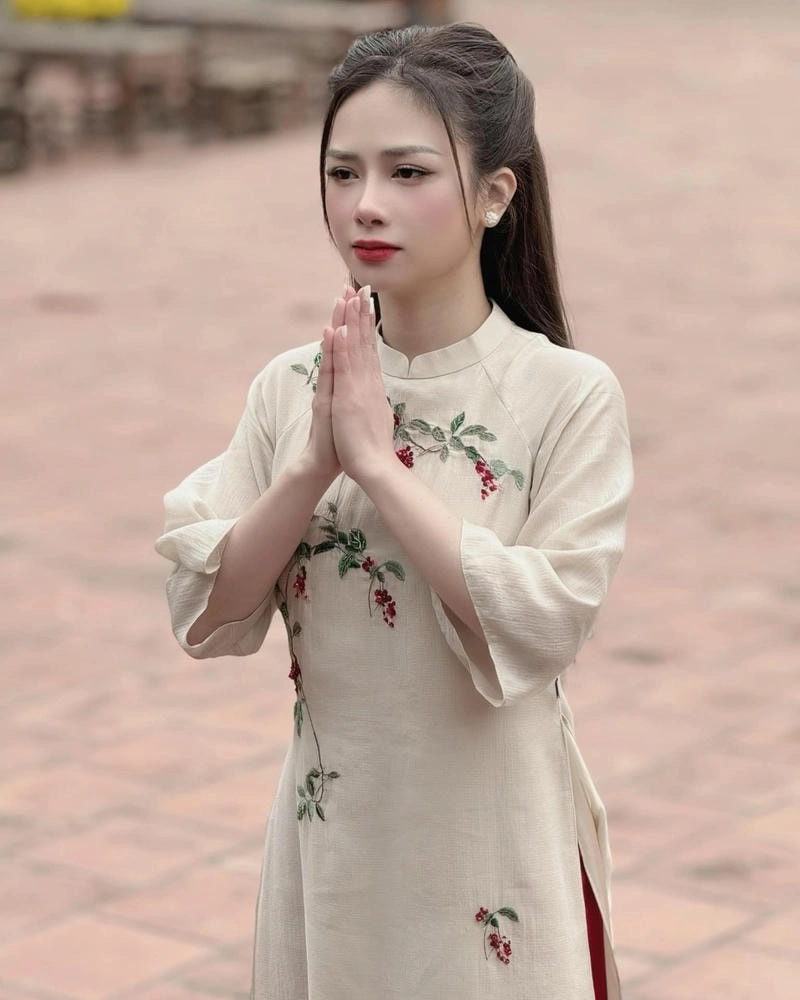 Top những bài hát hay của Dương Hoàng Yến karaoke