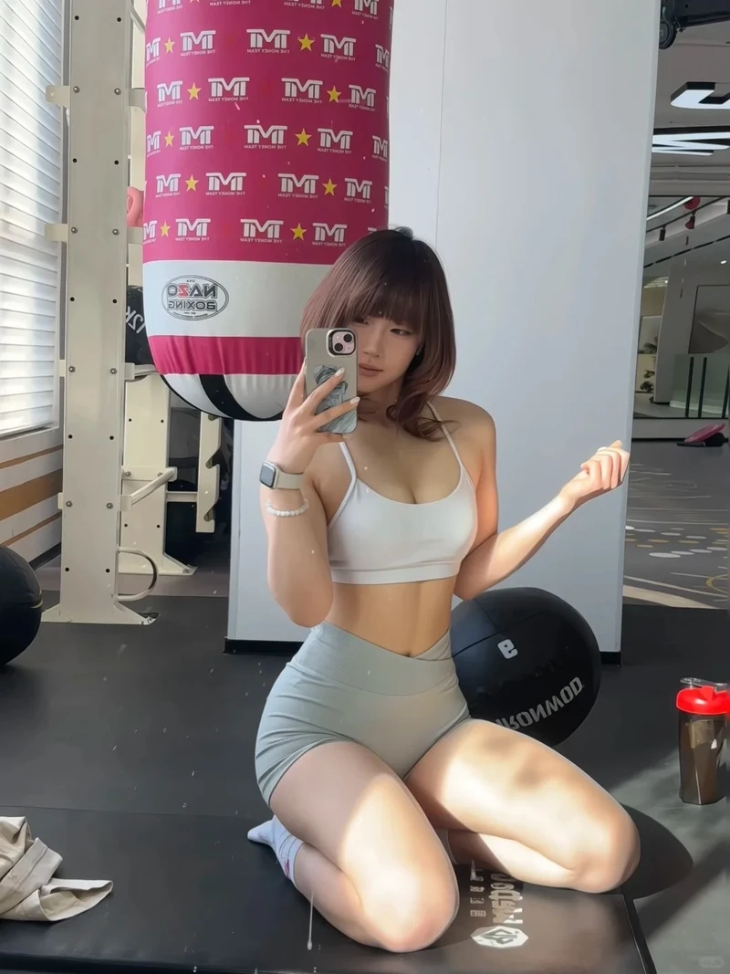 Hotlive Idol | Top 60+ ảnh Gái Xinh Chụp Trước Gương đẹp Cuốn Hút