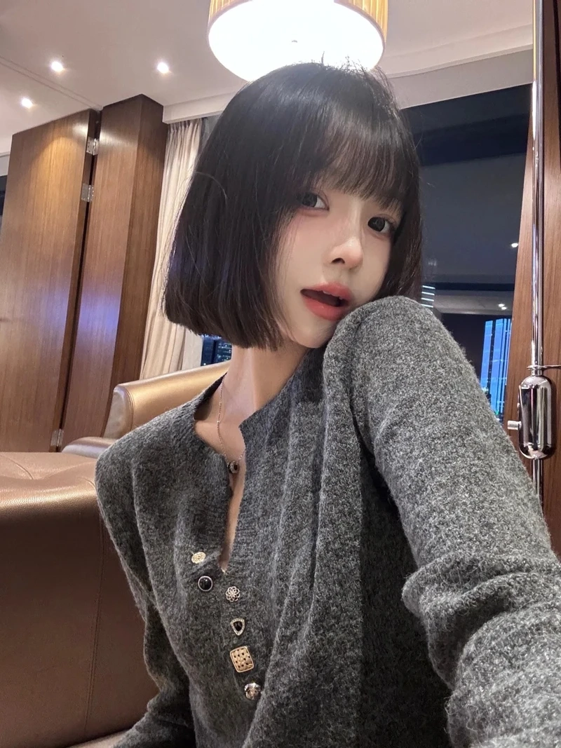 Khám phá gái xinh 2k4 Hotlive Idol cá tính nổi bật riêng
