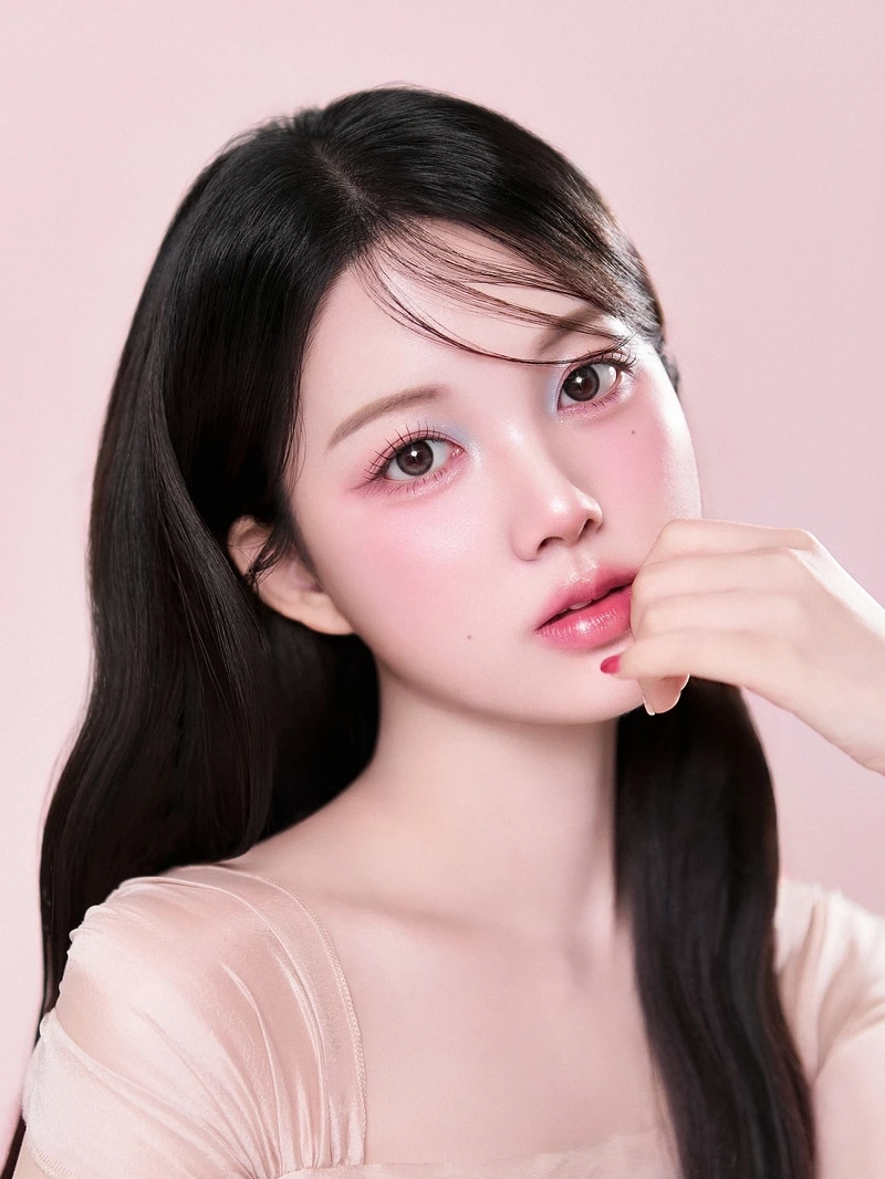 Vẻ ngoài thanh khiết của Hotlive Idol gái Hàn Quốc da trắng khiến mê