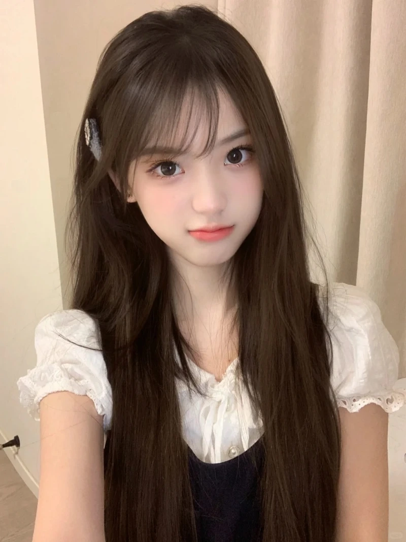 Tỏa sáng cùng mái tóc dài của Hotlive Idol gái Trung Quốc tóc dài